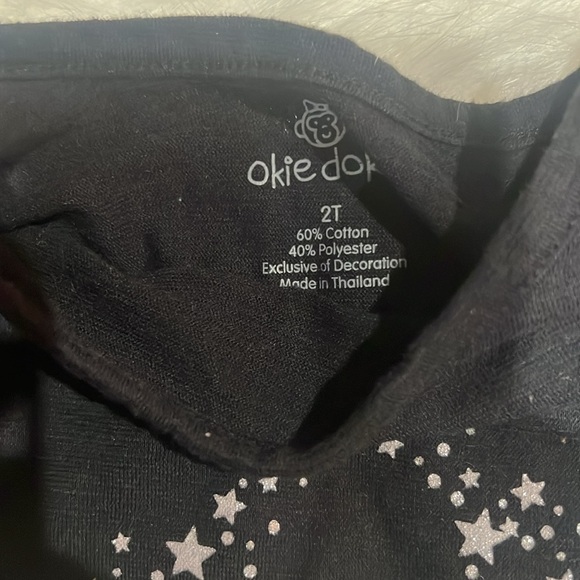 Bundle of (2) 24months / 2T Tops - Picture 5 of 5